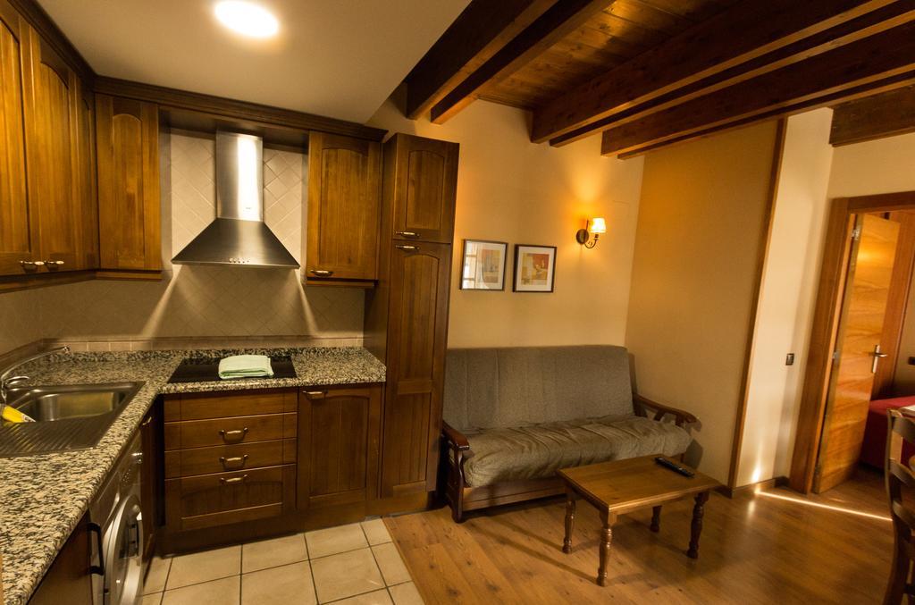 Apartamentos Casa Lavedan Трамакастилья-де-Тена Экстерьер фото