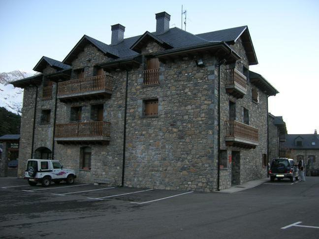 Apartamentos Casa Lavedan Трамакастилья-де-Тена Экстерьер фото