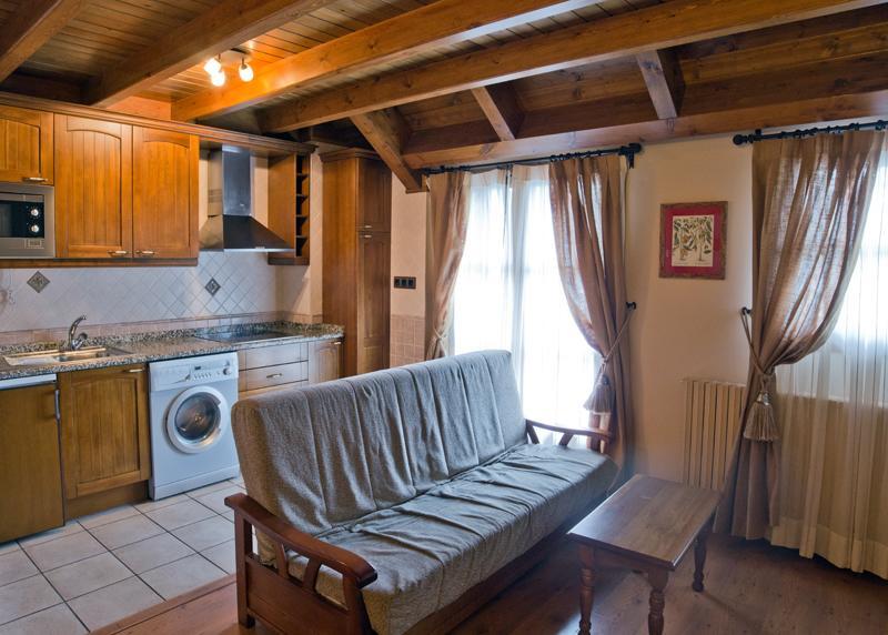 Apartamentos Casa Lavedan Трамакастилья-де-Тена Экстерьер фото