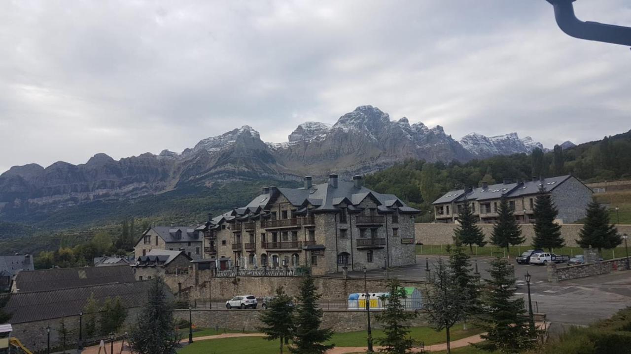 Apartamentos Casa Lavedan Трамакастилья-де-Тена Экстерьер фото