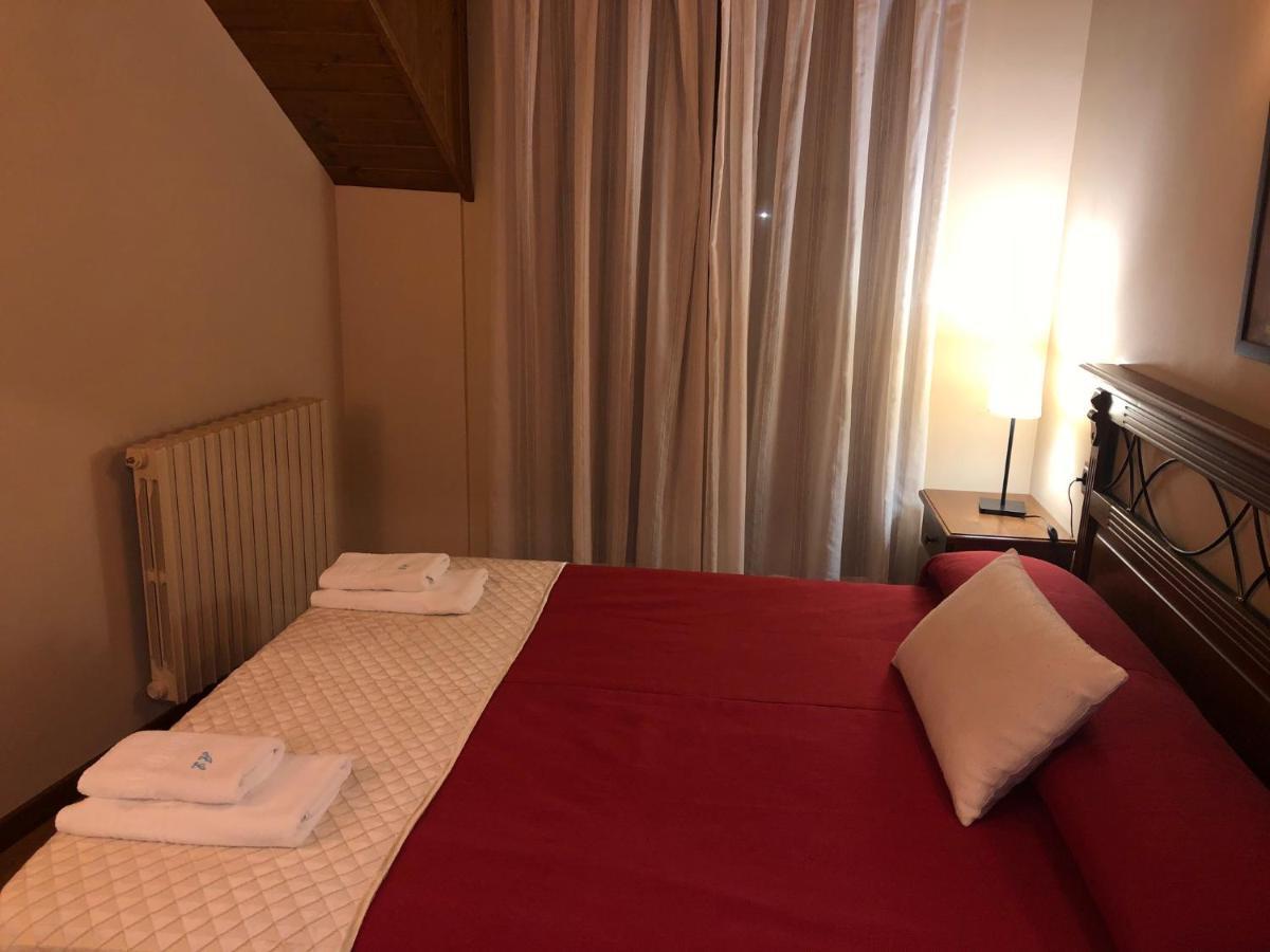 Apartamentos Casa Lavedan Трамакастилья-де-Тена Экстерьер фото